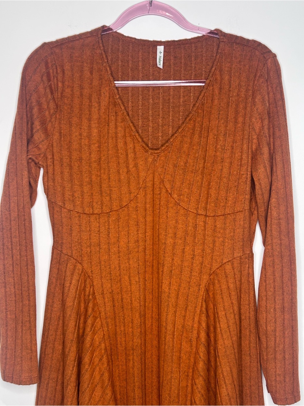 NWT Halara Ribbed Knit V-Neck Fit & Flare Mini Dress Earthy Brown Large - Picture 3 of 8